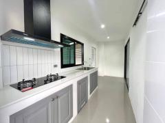 ขายด่วนทาวน์โฮม 3 ชั้น หลังมุม ตกแต่งใหม่พร้อมอยู่ใกล้ BTS ปุณณวิถี ซอยสุขุมวิท101 พระโขนง (N.1469)-202412071500111733558411340.jpg