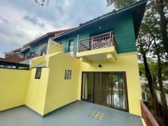 NTG805ให้เช่าทาวน์โฮมบ้านสวนริมคลอง กรุงเทพกรีฑา หลังมุม ติดคลองธรรมชาติบรรยากาศร่มรื่นใกล้รถไฟฟ้าสีเหลืองศรีกรีฑา โรงเรียนนานาชาติเวลลิงตัน-202412092330161733761816130.jpg