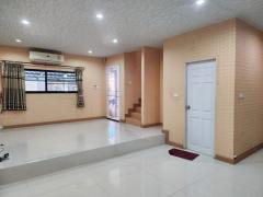 NTG808 ให้เช่า ทาวน์โฮม สาริน วิช สุขุมวิท 107 ใกล้สถานี BTS แบริ่ง จดทะเบียนบริษัทได้  โรงเรียนนานาชาติเซ็นต์ แอนดรูว์ (1.2 กม.)-202412100005331733763933176.jpg