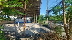 ให้เช่าที่ดินถมแล้วพร้อมโกดัง ซอยศรีนครินทร์ 42 ใกล้ซีคอนสแควร์(N.1478)