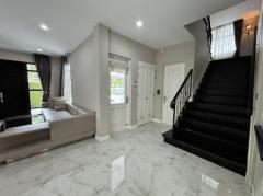 บ้านเดี่ยว 2 ชั้น เฟอร์นิเจอร์บิวท์อินทั้งหลัง หมู่บ้าน นันทวัน บางนา กม.7-202412121708551733998135584.jpg