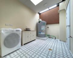 NTG821 ให้เช่าทาวน์เฮาส์ อัลติจูด คราฟ บางนา ใกล้เมกะบางนา  แต่งสวย เฟอร์นิเจอร์ เครื่องใช้ไฟฟ้าครบ มีรถตู้ประจำโครงการรับส่ง bts บางนา-202412130019391734023979784.jpg