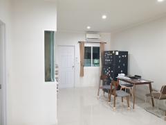 ขายบ้านใหม่พร้อมผู้เช่า เดอะมิราเคิล กาญจนาภิเษก-เอกชัย โซนถนนเมนหน้าโครงการบ้านสวยต่อเติมครบ เฟอร์และเครื่องใช้ไฟฟ้าครบครัน-202412171321151734416475334.jpg