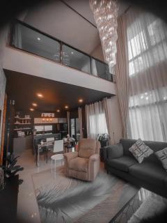 NTG846ให้เช่าบ้านเดี่ยวหลังใหญ่พร้อมเฟอร์+เครื่องใช้ไฟฟ้า โครงการบริทาเนีย บางนา-สุวรรณภูมิ กม.26)-202412172254341734450874739.jpg