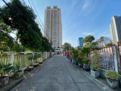 ขาย ที่ดิน 545 ตรว เอกมัย 22 พร้อมบ้าน ใกล้ แอร์ลิงค์ คลองตัน เหมาะทำบ้านพักอาศัย-202412241059131735012753767.jpg