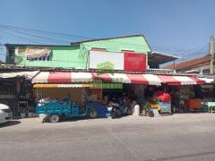 หมู่บ้านบัวทอง 4 บ้านกล้วย ไทรน้อย ขาย - ให้เช่า ด่วน ทาวน์เฮ้าส์ 2 ชั้น เนื้อที่ 39.90 ตร.ว แปลงมุม ทำเลดี ค้าขายได้