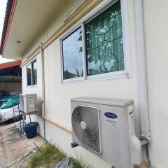 ให้เช่าบ้านเดี่ยวชั้นเดียวซอยวัดสลุด บางนาตราดกม 9 พื้นที่เยอะพร้อมอยู่ (N.1497)-202501031313151735884795866.jpg