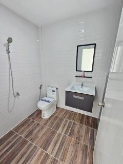 ขายทาวน์เฮ้าส์ซอยมังกร 2ชั้น รีโนเวทแล้วพร้อมอยู่ (N.1500)-202501031731081735900268757.jpg