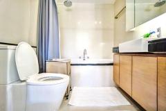 ขาย คอนโด โอทู ฮิป คอนโดมิเนียม 100 ตรม. 2 ห้องนอน ตกแต่งสวยหรู อยู่ในทำเลสุดยอด ใกล้ BTS เพลินจิต ราคาพิเศษ-202501072330061736267406552.jpg