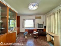 ขายบ้านเดี่ยว2ชั้น หลังมุม เฉลิมพระเกียรติ ร.9 ซอย 38 ใกล้วิทยาลัยเกษมสันต์ เยื้องศูนย์กีฬาบึงหนองบอน พื้นที่ 54 ตรว. ไม่แพง บ้านดี ราคาถูก-202501091131441736397104993.jpeg