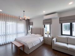 NTG873 ให้เช่าบ้านเดี่ยว The City บางนา(โครงการใหม่ใหม่ )ตกแต่งพร้อมหิ้วกระเป๋าเข้าอยู่ได้เลย ติด mega bangna ห้องรับแขก double volume-202501091734551736418895469.jpg