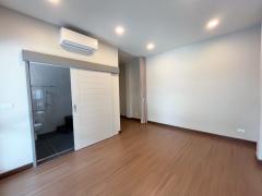 NTG873 ให้เช่าบ้านเดี่ยว The City บางนา(โครงการใหม่ใหม่ )ตกแต่งพร้อมหิ้วกระเป๋าเข้าอยู่ได้เลย ติด mega bangna ห้องรับแขก double volume-202501091734591736418899073.jpg