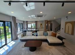 ให้เช่า บ้านใหม่เอี่ยม เซนโทร บางนา เพียง 5 นาที ถึงเมกาบางนา-202501112305021736611502956.jpg