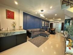 ขาย ทาวน์โฮม ศุภาลัย เอสเซ้นส์ ลาดพร้าว 162.83 ตรม 20.8 ตรว-202501130031541736703114497.jpg