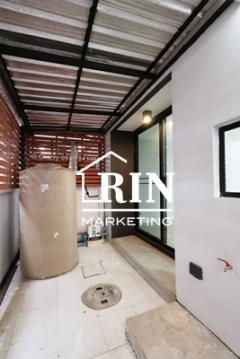 ขายถูก ทาวน์โฮม บ้านกลางเมือง วิภาวดี 64 ขนาด 20 ตรว. พื้นที่ใช้สอย 189 ตรม. สภาพดีมาก ตั้งอยู่ที่ ซอยวิภาวดีรังสิต 64 แยก 13 แขวงตลาดบางเขน เขตหลักสี่ กรุงเทพฯ. บ้านพร้อมเข้าอยู่  ทำเลดีมาก-202501141121391736828499687.jpg