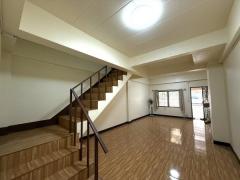 ขายทาวน์เฮ้าส์ 2 ชั้น ลำลูกกา ปทุมธานี (รหัสทรัพย์ 202502)ซ.ไสวประชาราษฏร์ 23 ต.ลาดสวาย อ.ลำลูกกา จ.ปทุมธานี ขนาด 23.3 ตรว-202501141401221736838082595.jpg