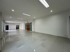 ให้เช่าโกดังพร้อมออฟฟิศ พื้นที่ 982 ตร.ม. ใกล้ถนนใหญ่ อ่อนนุช 74-4-202501152238381736955518313.jpg