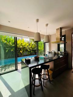 ให้เช่า Pool Villa เอกมัย 10 เชื่อม ปรีดี 15 4 ห้องนอน fully furnished-202501171013051737083585900.jpg