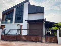 ขายที่ดินพร้อมสร้างโรงงาน คลั่งสินค้า โกดัง สอบถามโทร 061-8416555คุณแต้ว