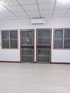 ขายทาวน์เฮ้าส์ 2 ชั้น หมู่บ้านปากเกร็ดวิลเลจ อ.ปากเกร็ด จ.นนทบุรี 17.5 ตารางวา บิวท์อินใหม่ 2ห้องนอน 2 ห้องน้ำ 1 ที่จอดรถ ทำเลดีมาก-202501211015021737429302698.jpg