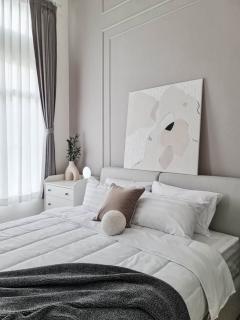 NTG929 ให้เช่า ทาวน์โฮม อินดี้ 2 บางนา-รามคําแหง2 ตกแต่งครบพร้อมอยู่ แนว minimal cozy อารมณ์คาเฟ่ เกาหลี หน้าบ้านติดสวนส่วนกลาง-202501212119041737469144105.jpg
