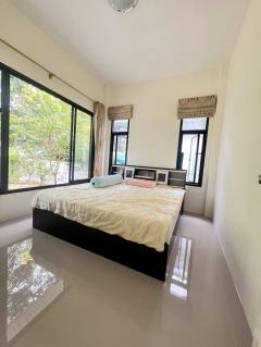 ขายบ้านเดี่ยว หมู่บ้าน โกลเด้นวิลเลจ ขนาด 68.2 ตร.วา ตั้งอยุ่ใกล้แหล่งชุมชน ร่มรื่น เป็นส่วนตัว ทำเลดี บ้านฉาง ระยอง -202501231526171737620777237.jpg