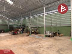 ขายบ้านเดี่ยวพร้อมสิ่งปลูกสร้าง เนื้อที่ 1 งาน 32 ตร.วา กระทุ่มแบน สมุทรสาคร-202501281342291738046549989.jpg