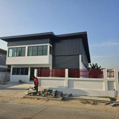 ขายที่ดินพร้อมสร้างโรงงาน คลั่งสินค้า โกดัง สอบถามโทร 061-8416555คุณแต้ว-202501291318231738131503035.jpg