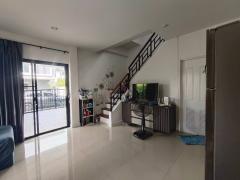 ขายบ้านแฝดหมู่บ้านกรีนเนอร์รี่ ทิวา ปิ่นเกล้า-สาย5สิ่งแวดล้อมดี เดินทางสะดวก อยู่ใกล้ตลาดน้ำดอนหวาย ใกล้ถนนเส้นบรมราชชนนีเพียง 1 กม-202501291458511738137531581.jpg