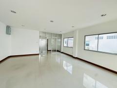 ขาย/ให้เช่า Home Office ขนาด 4 ชั้น หลังมุม  Arcadia Office At Home ( อเคเดีย ออฟฟิศ แอท โฮม )  ที่ตั้ง ทางคู่ขนานมอเตอร์เวย์ ถนนร่มเกล้า 1แขวงคลองสามประเวศ เขตลาดกระบัง กทม. -202501302129531738247393661.jpeg