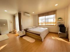 NTG953 ให้เช่า ทาวน์โฮม ศรีนครินทร์42 ใกล้รถไฟฟ้าสายสีเหลือง ตรงข้ามซีคอนสแควร์ เฟอร์นิเจอร์-เครื่องใช้ไฟฟ้าในบ้านพร้อมอยู่ทันที-202501310036571738258617106.jpg