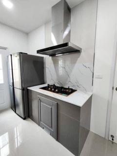 NTG958 ให้เช่า บ้านเดี่ยว โกลเด้น นีโอ บางนา-สวนหลวง เฟอร์นิเจอร์เครื่องใช้ไฟฟ้า ครบทั้งหลัง ใกล้สวนหลวงร.9 เมกะบางนา-202502032235121738596912994.jpg
