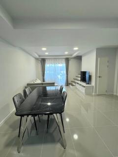 NTG965 ให้เช่า ทาวน์โฮม Q Prime สุขุมวิท 77 อ่อนนุช46  ใกล้ BTS ศรีนุช บ้านใหม่ เฟอร์ครบ พร้อมเข้าอยู่-202502040336241738614984590.jpg