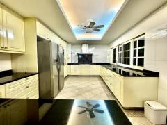 ให้เช่า บ้านเดี่ยว 3 ชั้น รีโนเวทใหม่ 100 ตรว. 4 ห้องนอน สาทร ซอย เย็นอากาศ 2 สวนพลู ใกล้ One Bangkok สวนลุมพินี สีลม และ MRT ลุมพินี-202502051452151738741935858.jpg