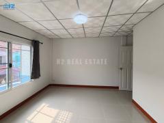 ขายทาวน์เฮ้าส์ หมู่บ้านปิยวรารมย์3 บ้านกล้วย-ไทรน้อย นนทบุรี รีโนเวทแล้ว-202502052234151738769655643.jpg