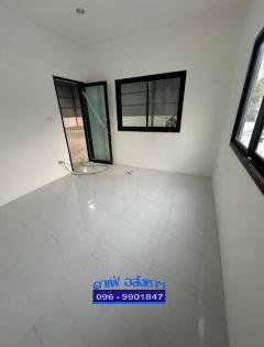 ให้เช่าโกดัง/คลังสินค้าพร้อมออฟฟิศสร้างใหม่ ถ.รามอินทรา - ถ.วัชรพล -202502101416231739171783937.jpg