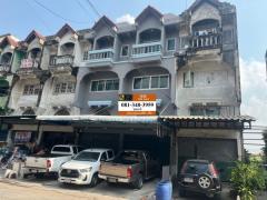 ขาย/เช่า อาคารพาณิชย์ 3.5 ชั้น 2 คูหา หมู่บ้านสินอนันต์ เสรีไทย 72 ติดโรงพยาบาลเสรีรักษ์ ขายแยกห้อง #LB44 – 000947