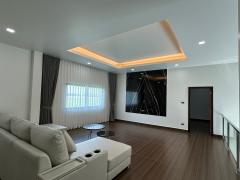 Natwalan บ้านเดี่ยวหรู 444 ตารางเมตร พร้อมพลังงานสะอาด สไตล์ Modern & Luxury Home ใกล้ถนนกาญจนาภิเษก (วงแหวนรอบนอก) รังสิต ปทุมธานี-202502152022241739625744110.jpg
