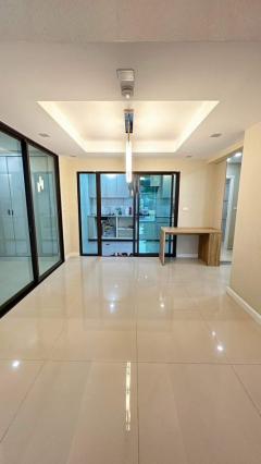ให้เช่า บ้านแฝด Patio พระราม9 พัฒนาการ ที่ดิน 29.1 วา 4 นอน เพดานสูง-202502162024561739712296932.jpg