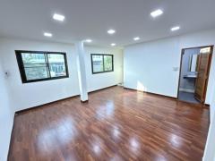 NTG951ให้เช่าบ้านเดี่ยว โชคชัย4 ใกล้เซ็นทรัลอีสวิล เหมาะสำหรับบ้านพักอาศัยและ home office ใกล้ เลียบทางด่วนเอกมัย- รามอินทรา สถานีลาดพร้าว71-202502181912001739880720593.jpg