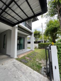 NTG1006 ให้เช่า บ้านเดี่ยว ดิ อิดิชั่น พระราม9 อ่อนนุช  ตกแต่งบิ้วท์อิน เฟอร์นิเจอร์พร้อมอยู่ใกล้ Airport Link บ้านทับช้าง-202502181922311739881351297.jpg