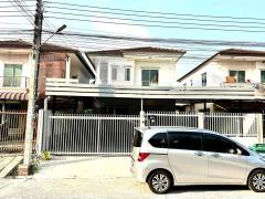 NTG1019 ให้เช่า บ้านเดี่ยว ปากซอยถนนคุ้มเกล้า รีโนเวทใหม่ทั้งหลัง เฟอร์นิเจอร์พร้อมอยู่ สามารถจดทะเบียนบริษัทได้ ติดถนนเจ้าคุณทหารลาดกระบัง-202502182250271739893827672.jpg