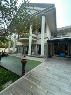 #ขายบ้านเดี่ยวหลังใหญ่ขอบอ่างมาบประชัน  สยามคันทรีคลับ พัทยา (aRich1420)