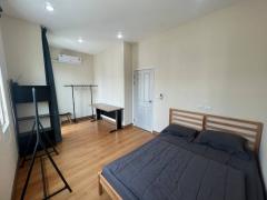 ให้เช่า ทาวเฮ้าส์ หมู่บ้านโกลเด้นทาวน์ 3 บางนาสวนหลวง บ้านสวยพร้อมอยู่ (N.1568)-202502201722561740046976002.jpg