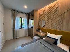 [ให้เช่า] FOR RENT LUMPINI TOWN PLACE SUKHUMVIT - SRINAKARIN / 4 bedrooms 3 bathrooms / 40 Sqw. 185 Sqm. **65,000** CLOSE TO MRT SI DAN STATION-202502240902361740362556259.jpg
