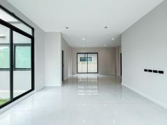 ขายบ้านเดี่ยวต้นซอย สภาพดี  4 นอน หมู่บ้าน Bangkok Boulevard รามอินทรา-วัชรพล 72 ตรว 2 ชั้น-202502241324211740378261026.jpg