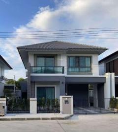 บ้านกาญจน์กนก 12 เฟส 3 (ใกล้แยกดอนจั่น) ไปไหนก็สะดวก เด็กๆแฮปปี้ ใกล้ที่เรียนมากมาย