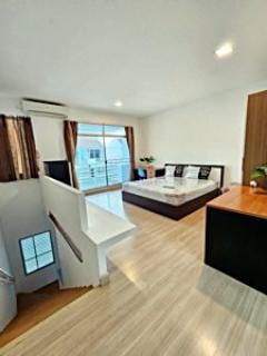 ให้เช่าทาวน์โฮม 3 ชั้นหมู่บ้าน บ้านใหม่พระรามเก้า-ศรีนครินทร์ บ้านสวยพร้อมอยู่ (N.1575)-202502251141231740458483114.jpg