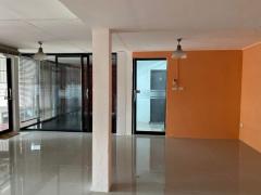 NTG835 ให้เช่า หมู่บ้านทิวสน 3 บ้านเดี่ยว 2 ชั้น พร้อมโกดังเก็บของ ลาดพร้าวชอย 87 ใกล้เลียบด่วนรามอินทรา เลี้ยงสัตว์ได้ ทำออฟฟิศจดทะเบียนได้-202502251548381740473318011.jpg