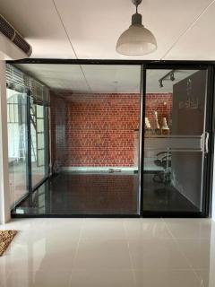 NTG835 ให้เช่า หมู่บ้านทิวสน 3 บ้านเดี่ยว 2 ชั้น พร้อมโกดังเก็บของ ลาดพร้าวชอย 87 ใกล้เลียบด่วนรามอินทรา เลี้ยงสัตว์ได้ ทำออฟฟิศจดทะเบียนได้-202502251548391740473319338.jpg
